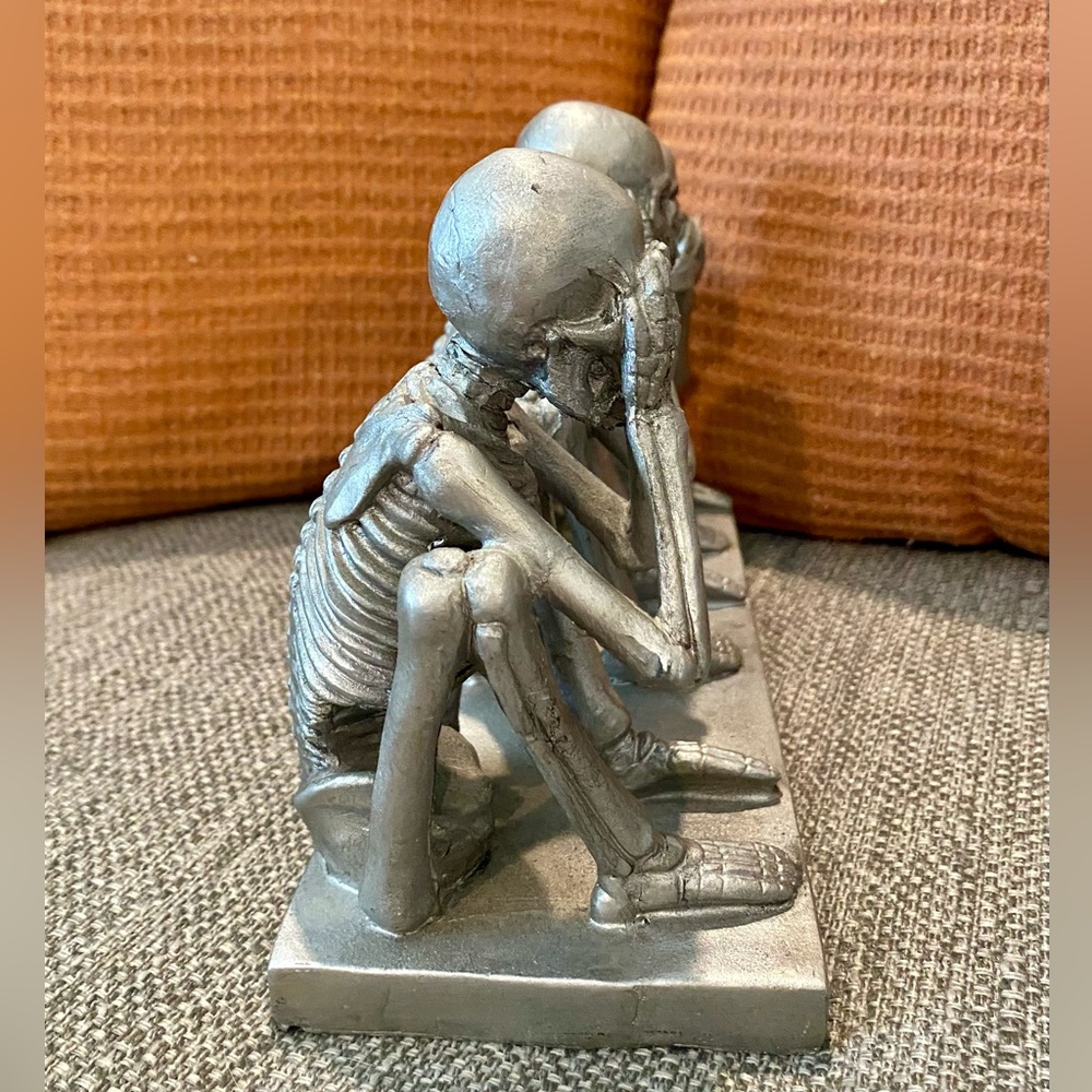 Skeletons See, Hear,  Speak No Evil Figure Halloween Decor Skeletons Gray Black - Picture 4 of 6